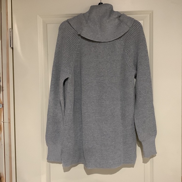 NWT Michael Kors gray cowl neck tunic sweater - Picture 3 of 7